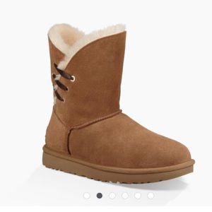 Tan UGG boots - Constantine